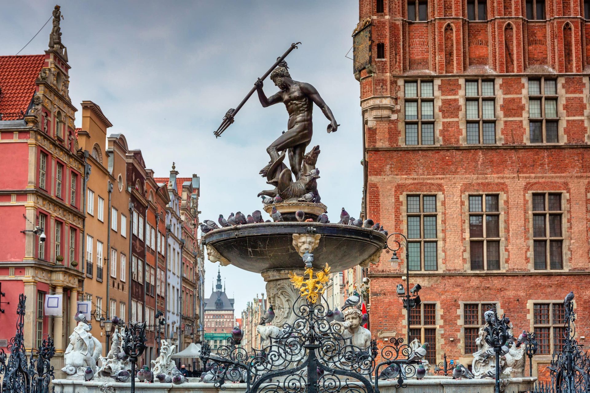 Neptune Fountain and ornate merchant houses on Gdańsk’s Long Market